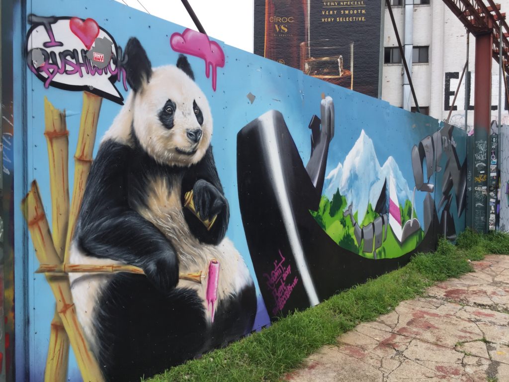 Fresque murale par Loomit