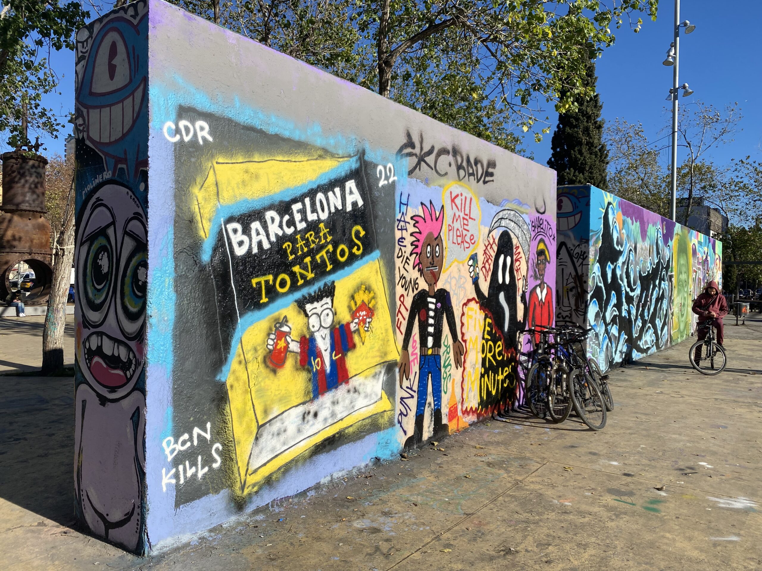 The Garden of the Three Chimneys: Barcelona's graffiti temple - ALTINNOV